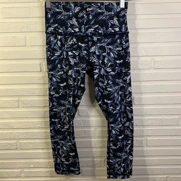 Lululemon Embellished Multi Wunder Under High Rise Cropped Legging, Women’s 4 - Picture 2 of 9